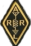 A black and gold patch with the letters " r ".